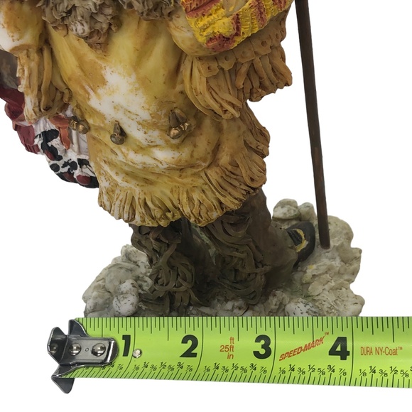 Native American Indian Figurine Sculpture Holding Spear - Picture 9 of 12